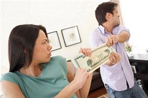 Tiền thưởng có được xác định tài sản chung trong thời kỳ hôn nhân không?
