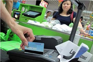 Đến năm 2020 tất cả các siêu thị phải thực hiện thanh toán qua thẻ?