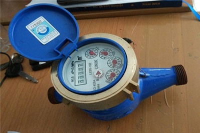 Xử lý việc đồng hồ đo nước sạch bị sai lệch