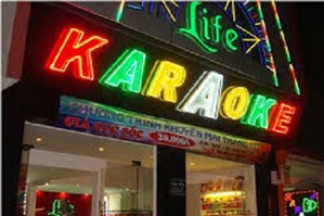 Quán Karaoke cách trường học 150m có được kinh doanh không?
