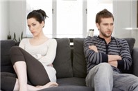 Có thể ly hôn đơn phương khi chồng bỏ nhà đi nửa năm không ?