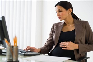 Tư vấn pháp luật: lao động nữ mang thai có được hưởng bảo hiểm thất nghiệp không?
