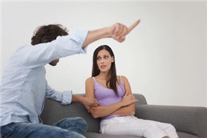 Thủ tục và án phí ly hôn, chia tài sản khi ly hôn được quy định thế nào?